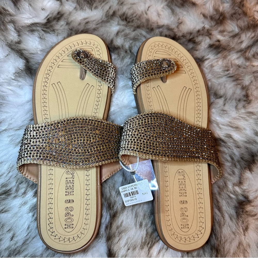 **Hops & Heels Rhinestone Embellished Sandals – Size 6**